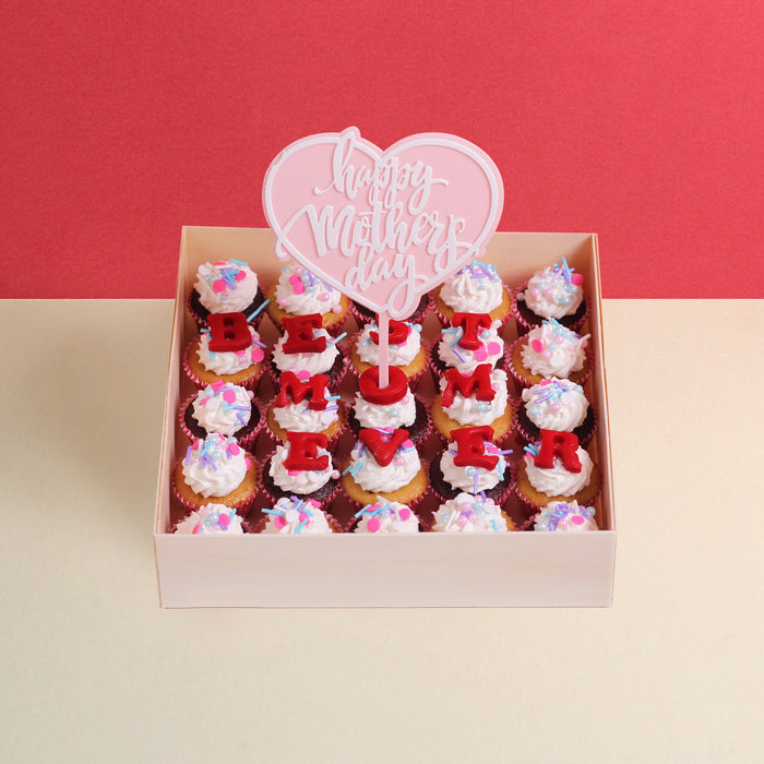 BEST MOM EVER Personalised Mini Cupcakes 25 Pieces