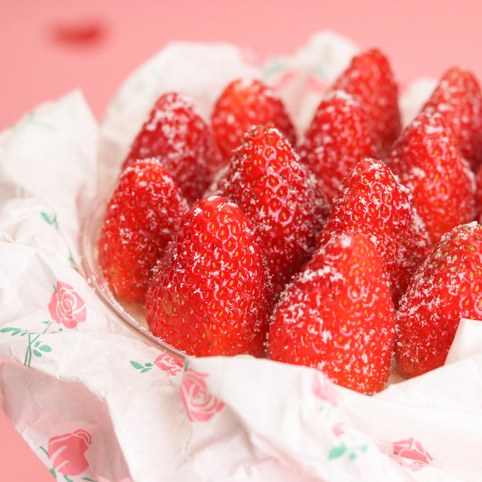 Strawberry Bouquet Cake