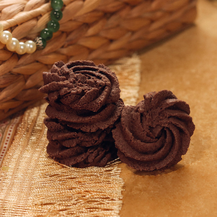 Raya Swirl Collection