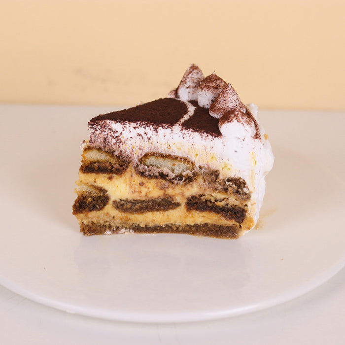 Tiramisu Cake