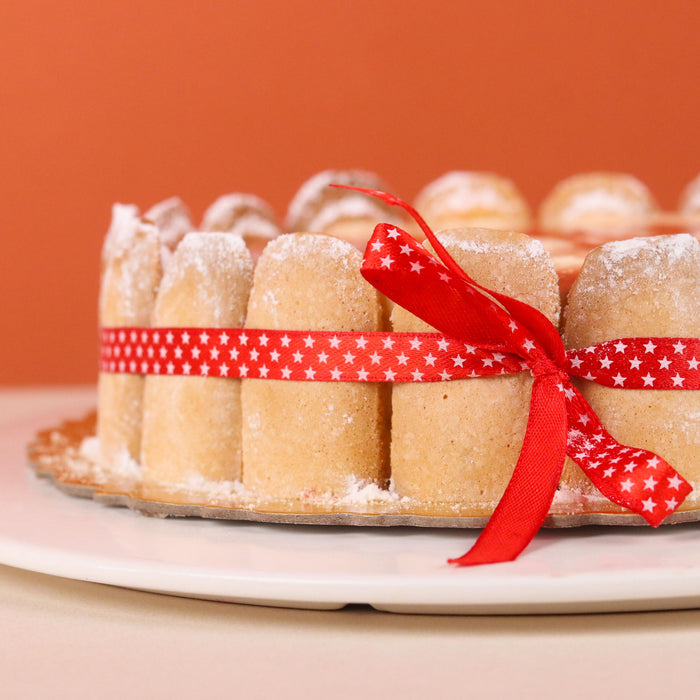 Berry Tiramisu Cake 7 inch