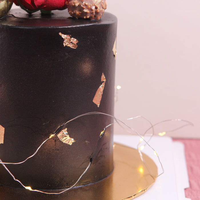 Elegant Dark Valentine's Theme Cake 4 inch