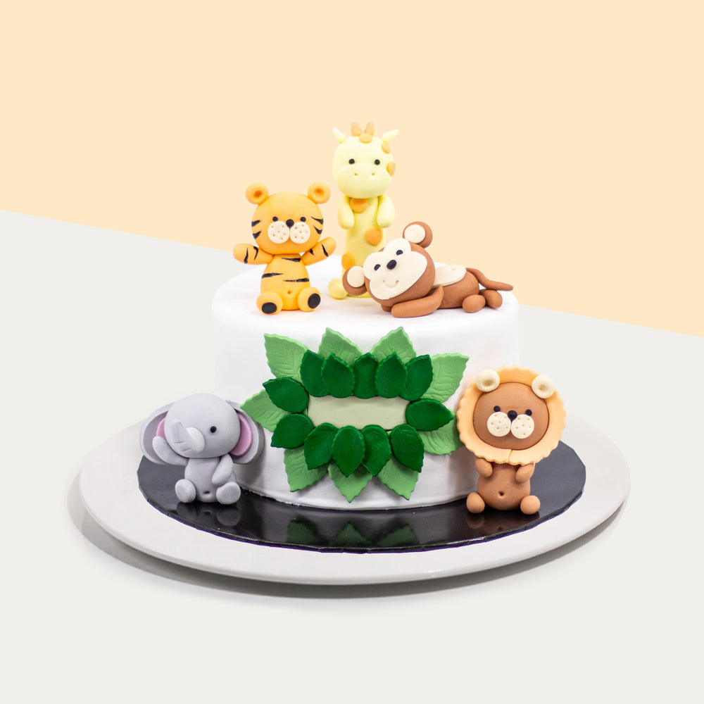 Cake with animals made from fondant