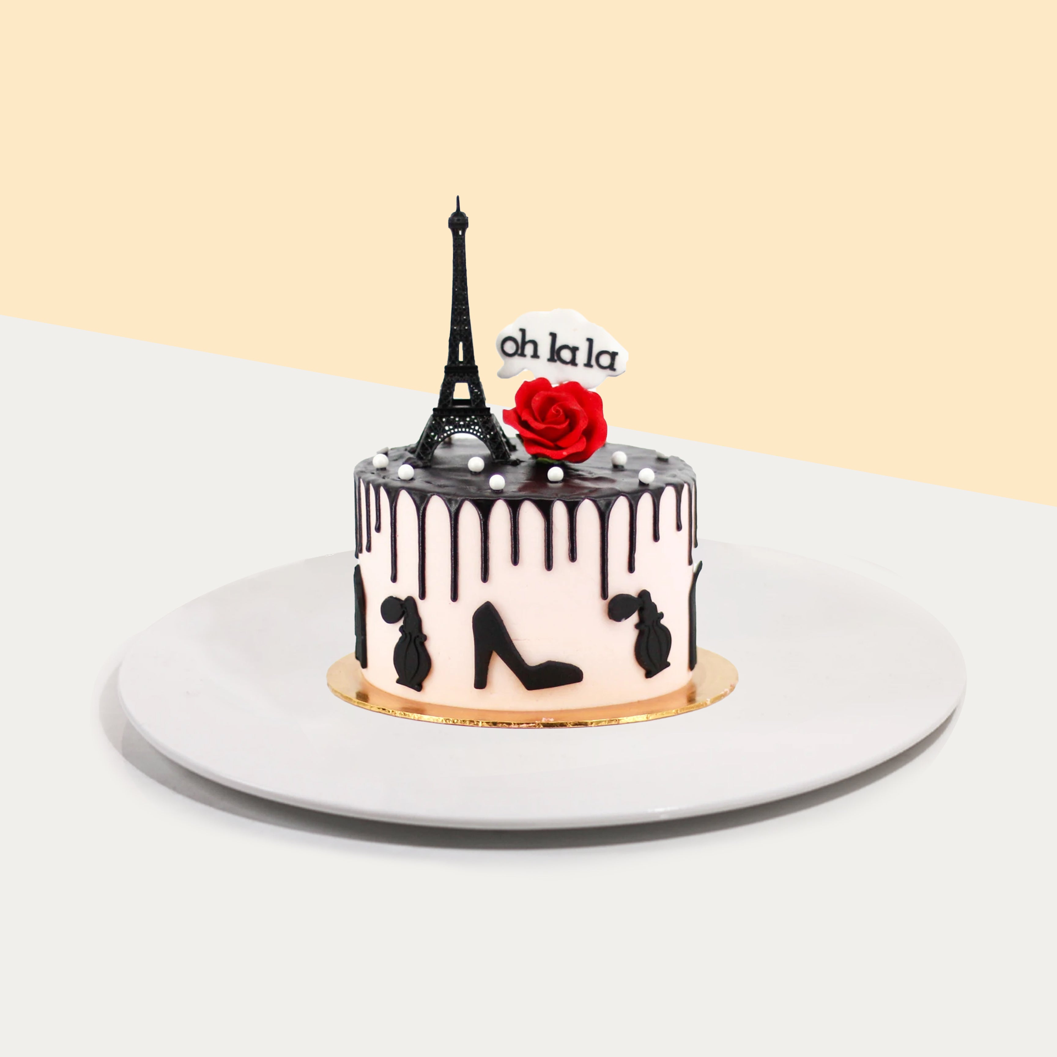 🍰✨ Bonjour, cake lovers! 🇫🇷❤️ Our Paris-themed cake in delicate pink …..  from the Eiffel Tower to balloons and blossoms!… | Instagram