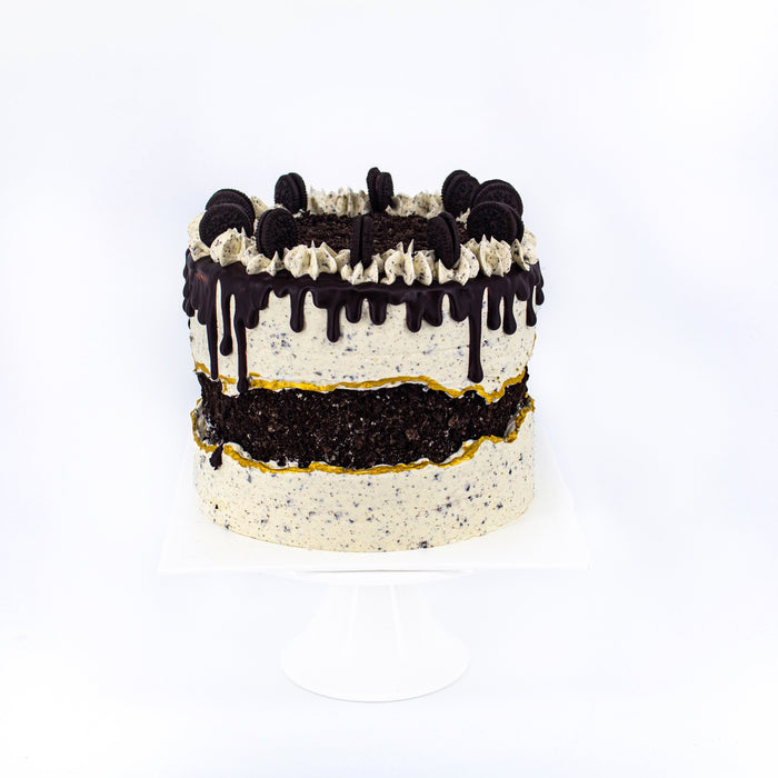 Chocolate fudge with cookies and cream buttercream