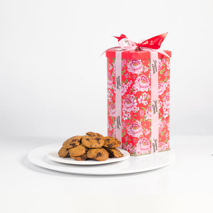 340g Famous Amos cookies with La Rosa Red reusable tin