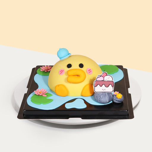 Half sphere baby duck piñata cake, filled with candies