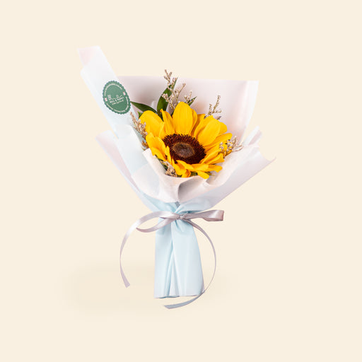 Mini bouquet with a large sunflower