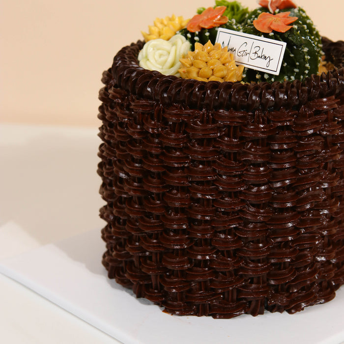 Crescent - Cake Together - Online Birthday Cake Delivery