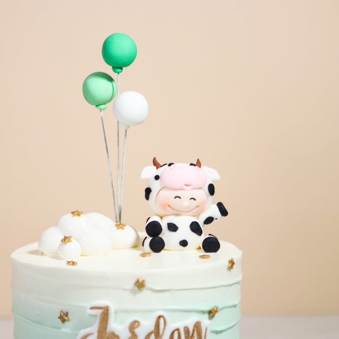 Baby Cow Animal Cake
