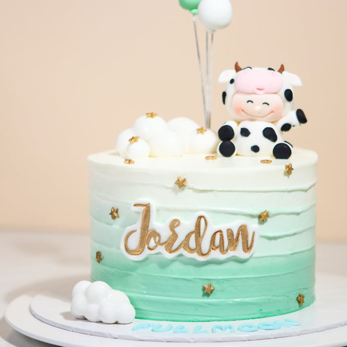 Baby Cow Animal Cake