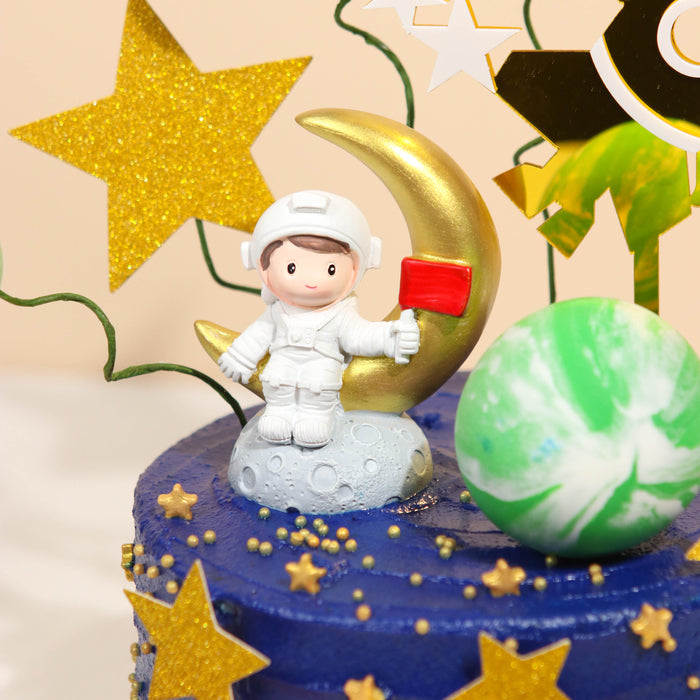 Galaxy Astronaut - Cake Together - Online Birthday Cake Delivery