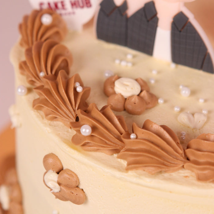 Vintage Couple Cake - Cake Together - Online Birthday Cake Delivery