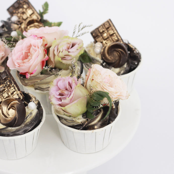 Roses & Gold Cupcakes 12 pieces - Cake Together - Online Birthday Cake Delivery