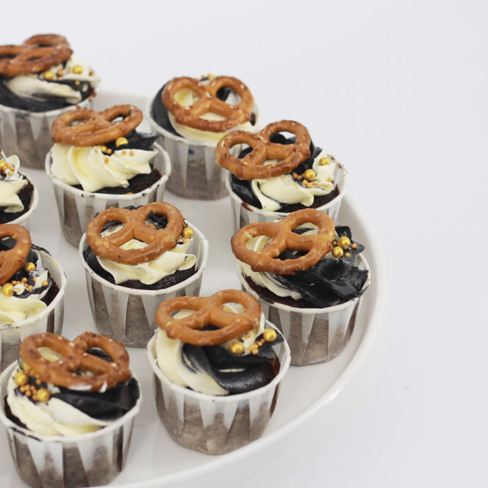 Mini Pretzel Cupcakes 18 pieces - Cake Together - Online Birthday Cake Delivery