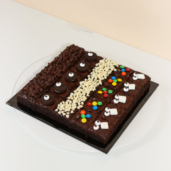 Brownies Party Fun Box 25 Pieces - Cake Together - Online Birthday Cake Delivery